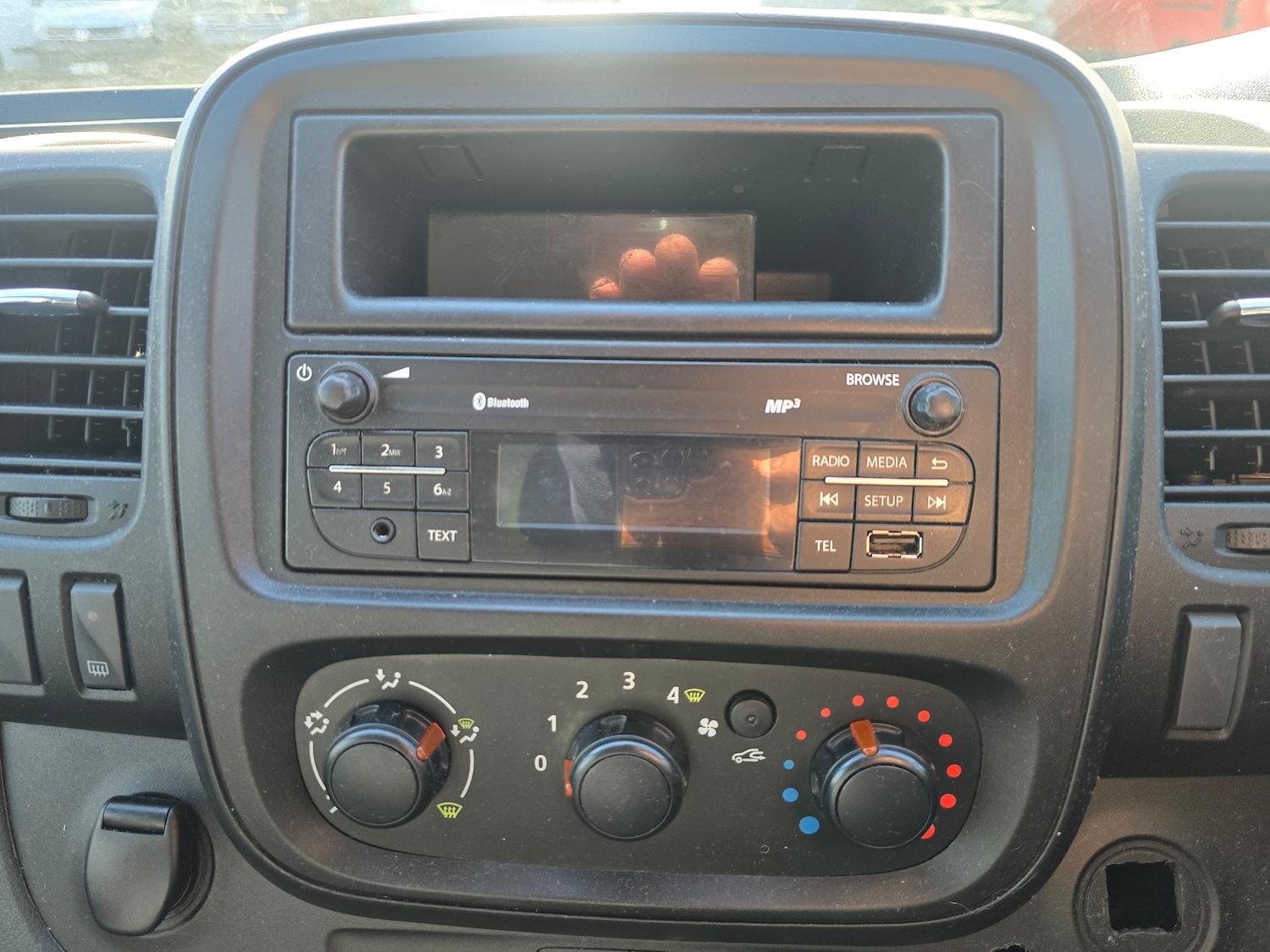 Used Vauxhall Vivaro 2014 for sale - 76565115: Photo 11