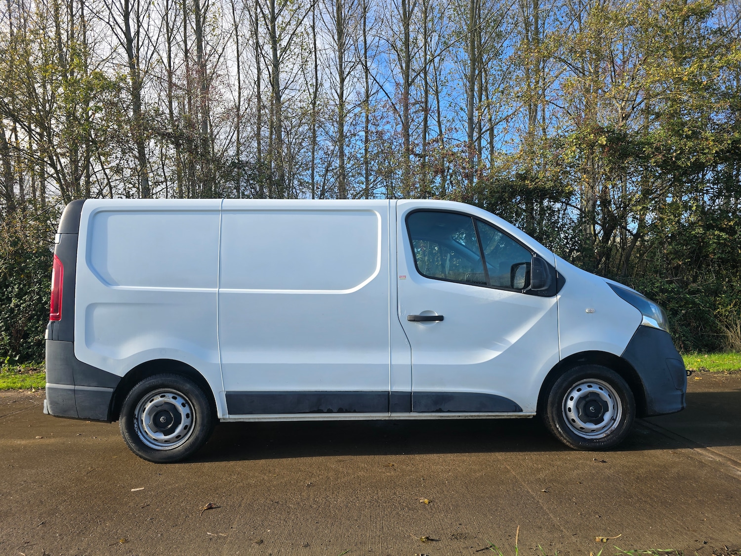 Used Vauxhall Vivaro 2014 for sale - 76565115: Photo 4