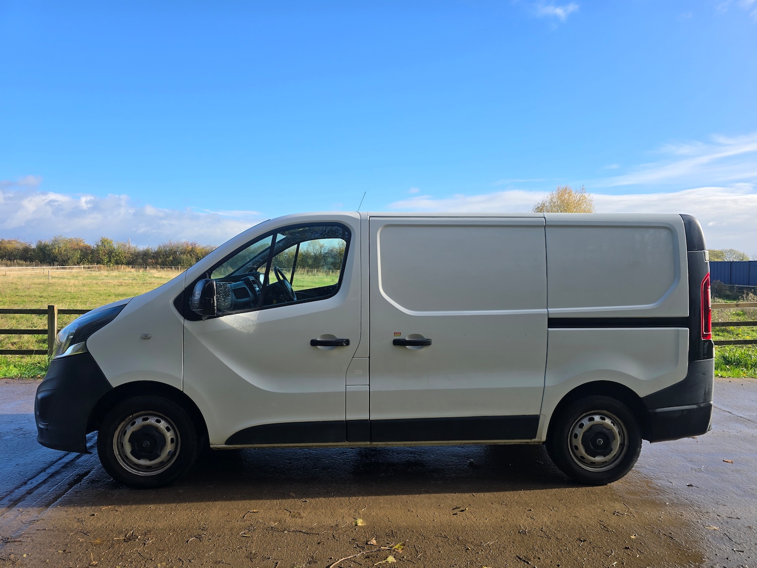 Used Vauxhall Vivaro 2014 for sale - 76565115: Photo 9