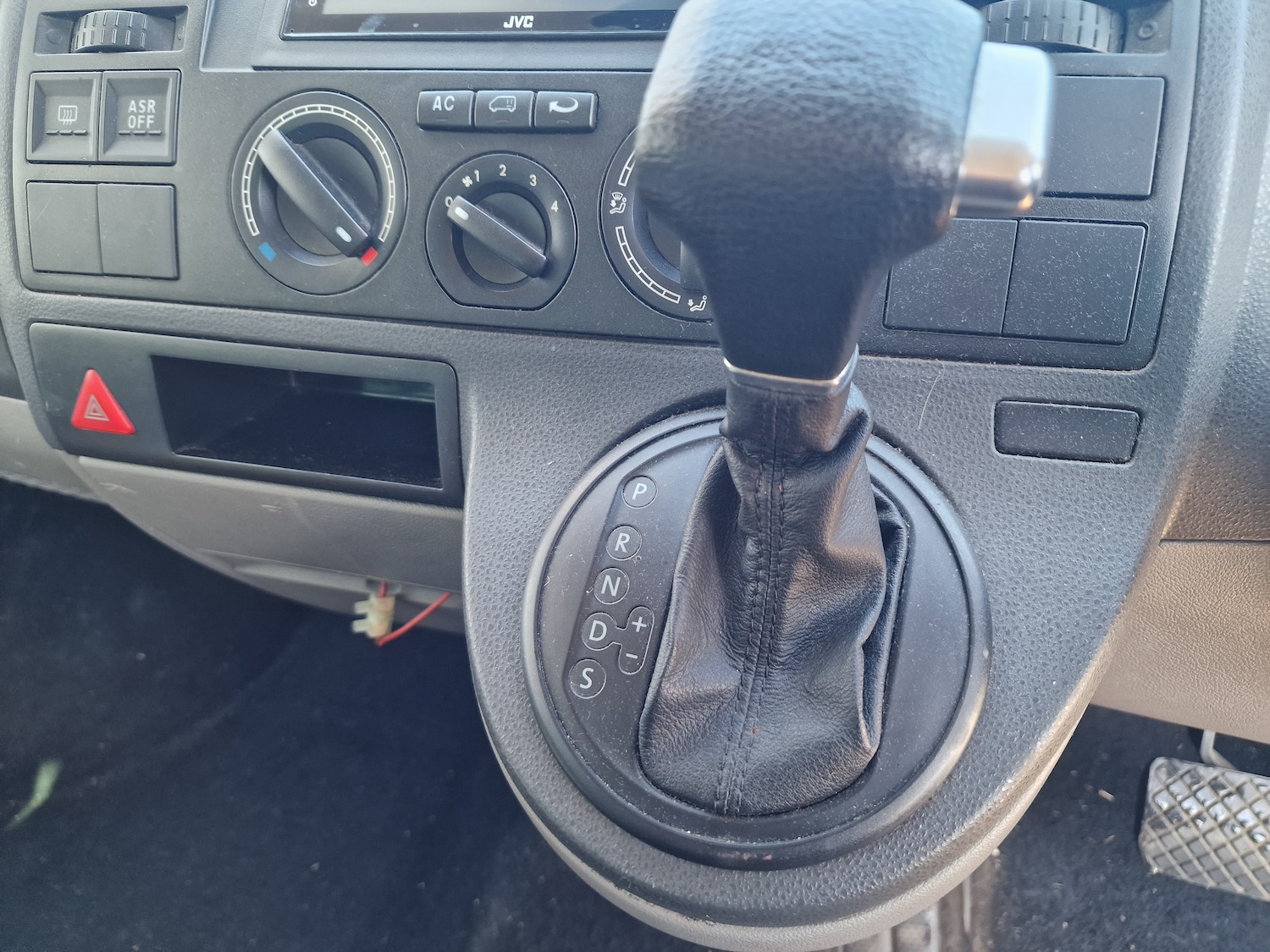 Used Volkswagen Transporter Shuttle 2007 for sale - 77968830: Photo 11