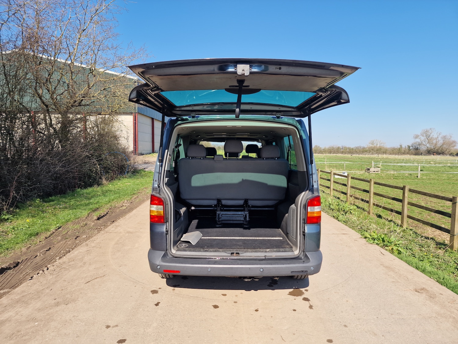 Used Volkswagen Transporter Shuttle 2007 for sale - 77968830: Photo 6