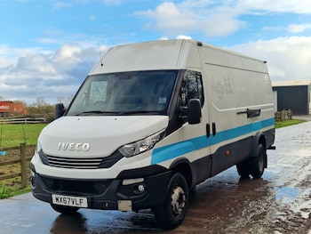 Used Iveco Daily 2017 for sale - 77571171: Photo