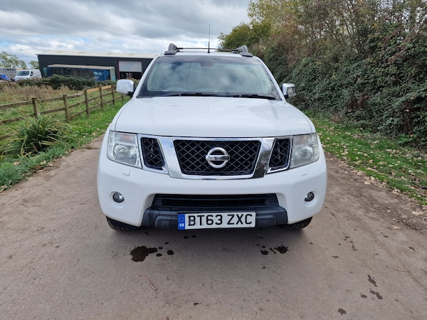 Used Nissan Navara 2014 for sale - 76265740: Photo 1