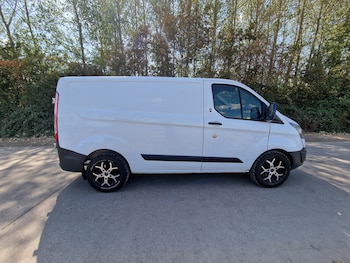Used Ford Transit Custom 2015 for sale - 79488745: Photo