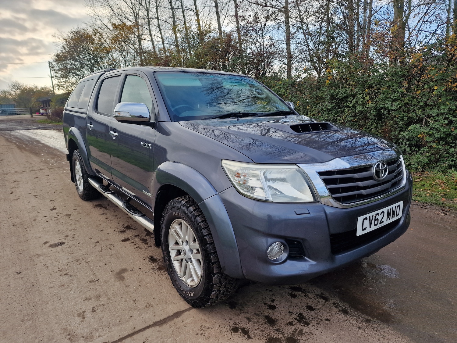 Used Toyota Hilux 2012 for sale - 76517597: Photo 1