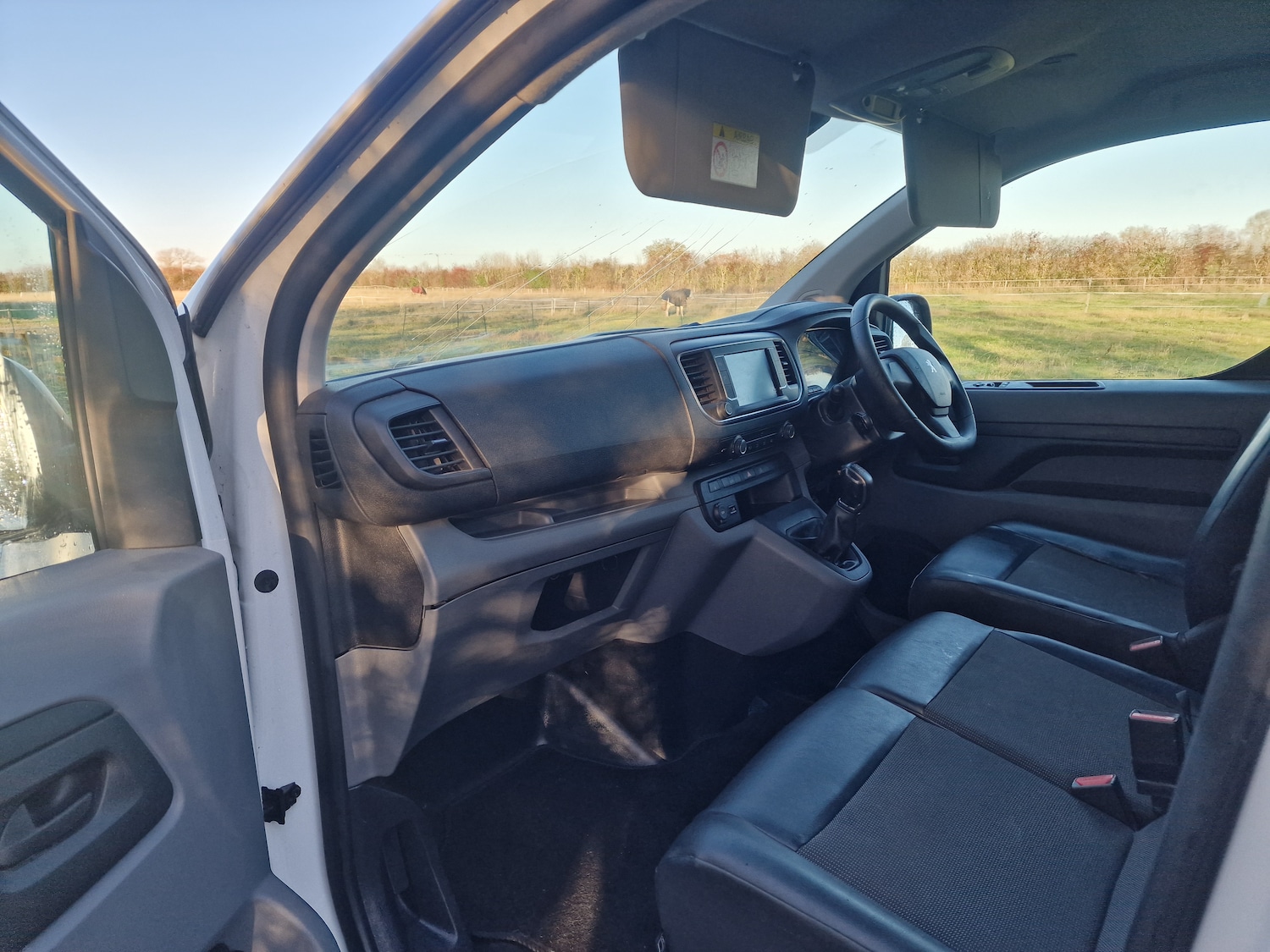 Used Peugeot Expert 2018 for sale - 76696261: Photo 12