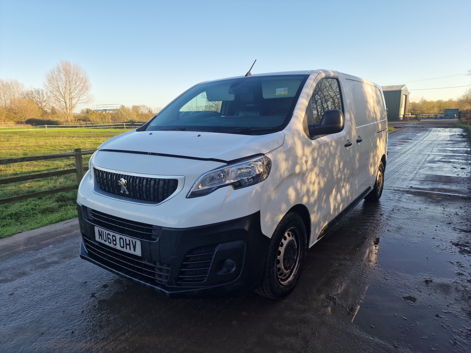 Used Peugeot Expert 2018 for sale - 76696261: Photo 2