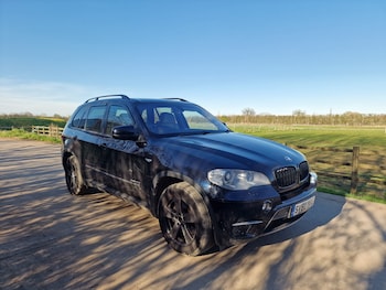 Used BMW X5 2010 for sale - 77968824: Photo