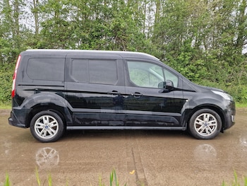Used Ford Grand Tourneo Connect 2019 for sale - 78627820: Photo