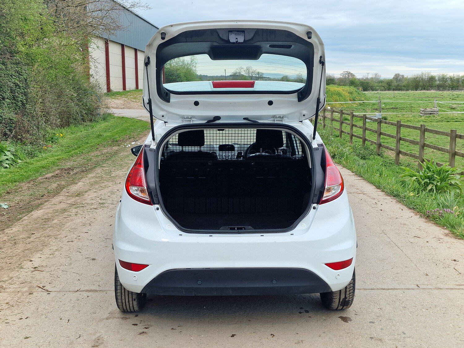 Used Ford Fiesta 2015 for sale - 78179991: Photo 12