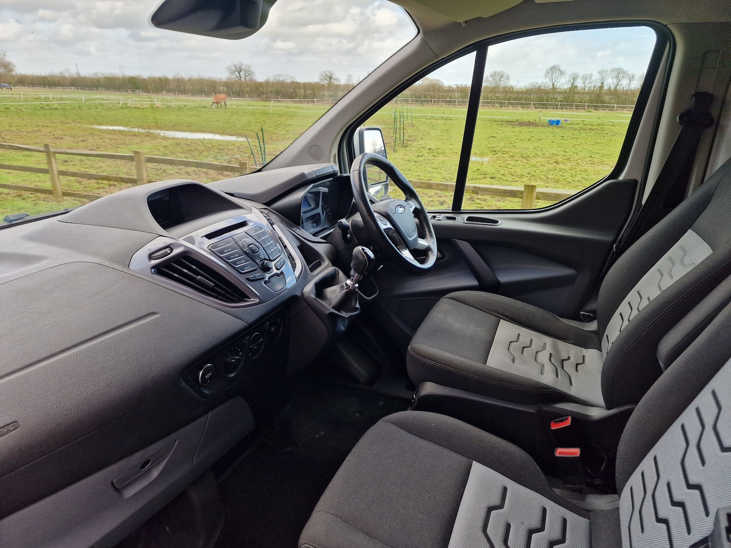 Used Ford Transit Custom 2017 for sale - 77872337: Photo 16