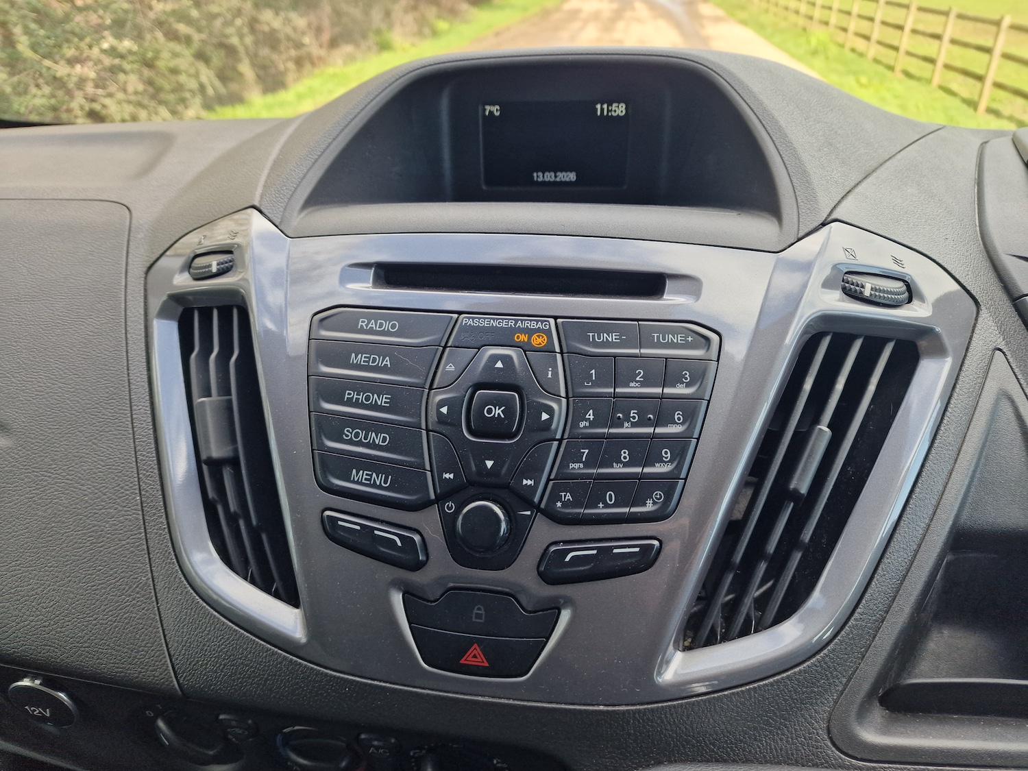 Used Ford Transit Custom 2017 for sale - 77872337: Photo 21