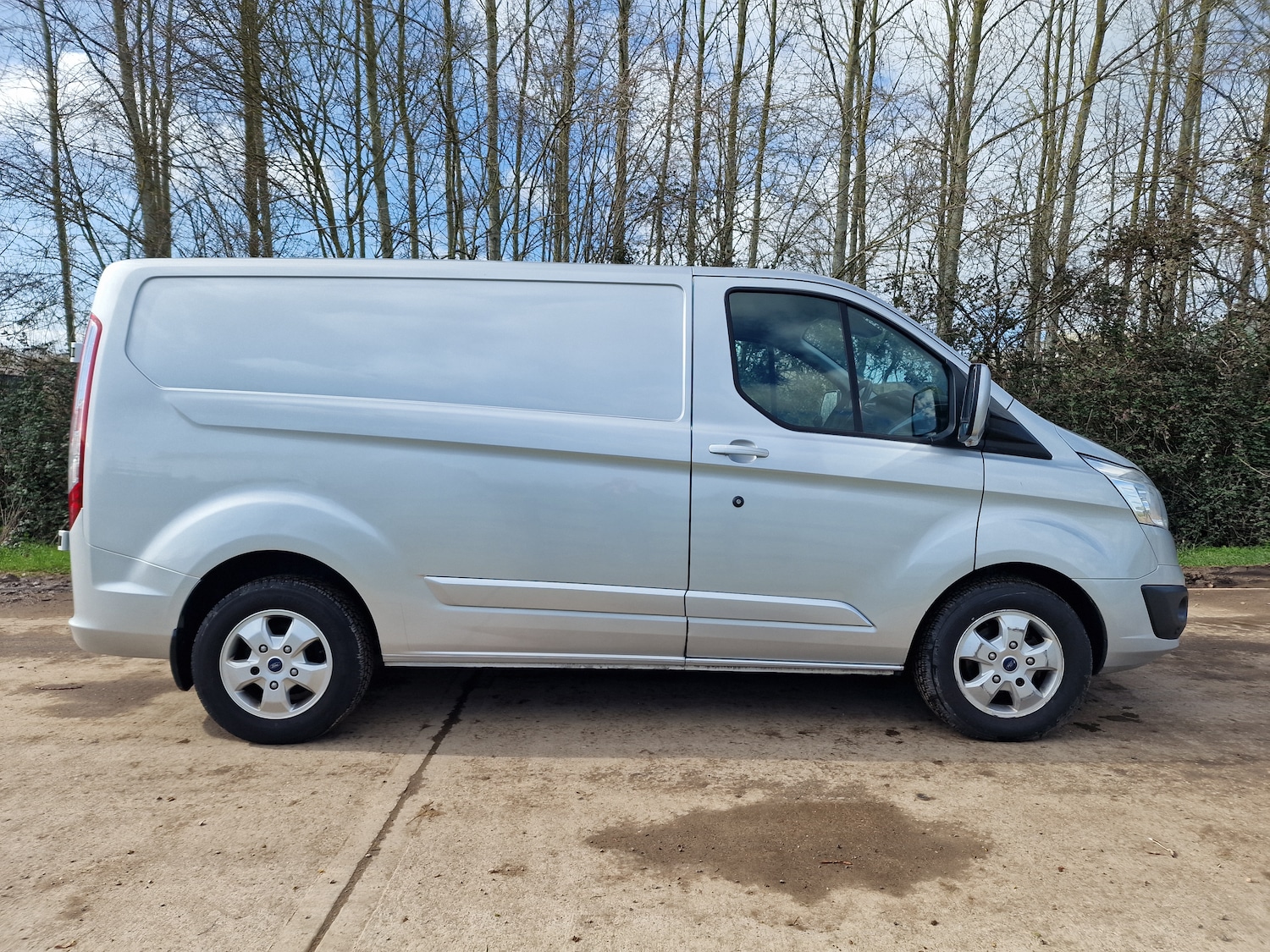 Used Ford Transit Custom 2017 for sale - 77872337: Photo 4