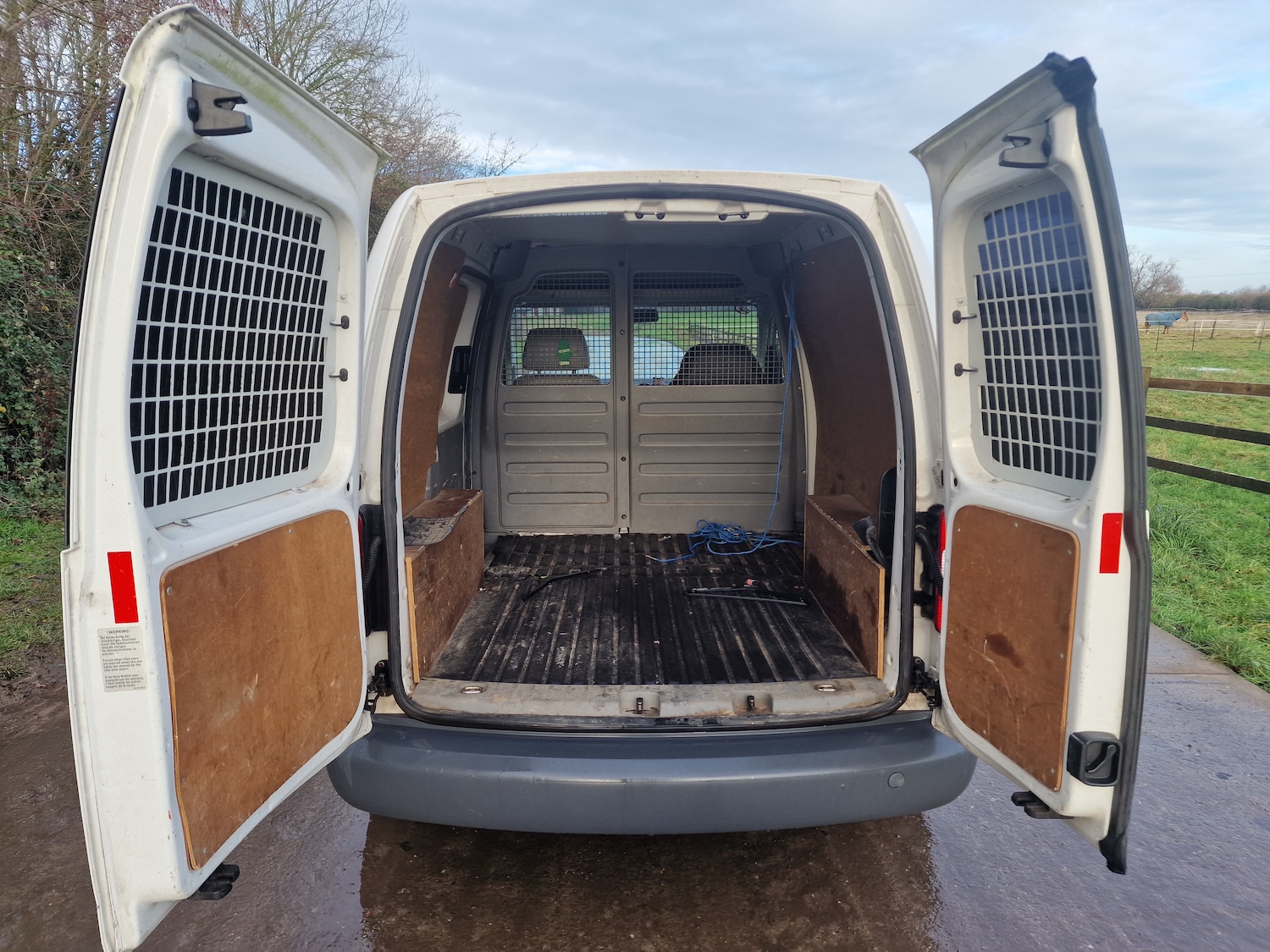 Used Volkswagen Caddy 2009 for sale - 76958697: Photo 9