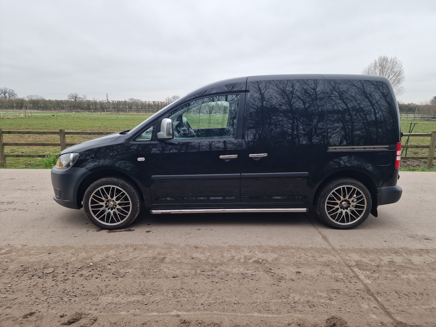 Used Volkswagen Caddy 2014 for sale - 77789492: Photo 8