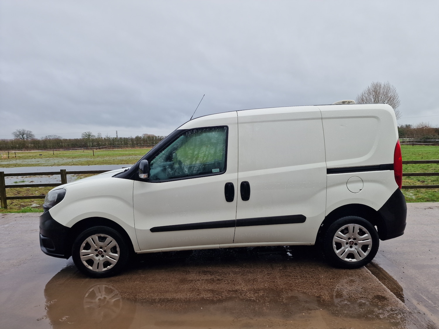 Used Fiat Doblo 2018 for sale - 77555008: Photo 8