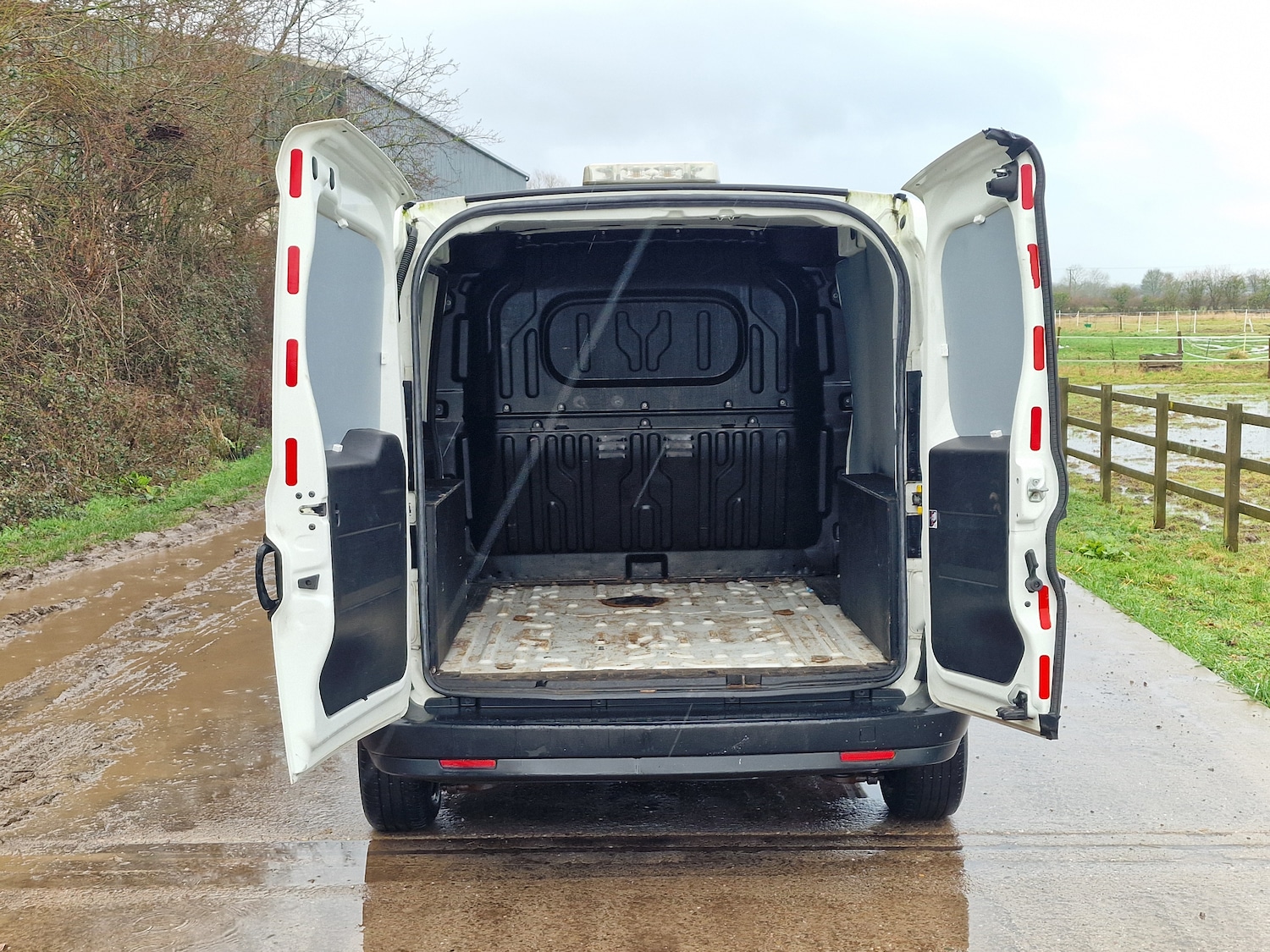 Used Fiat Doblo 2018 for sale - 77555008: Photo 9