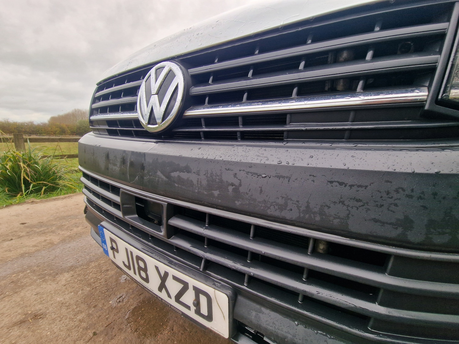 Used Volkswagen Transporter 2018 for sale - 76355994: Photo 1