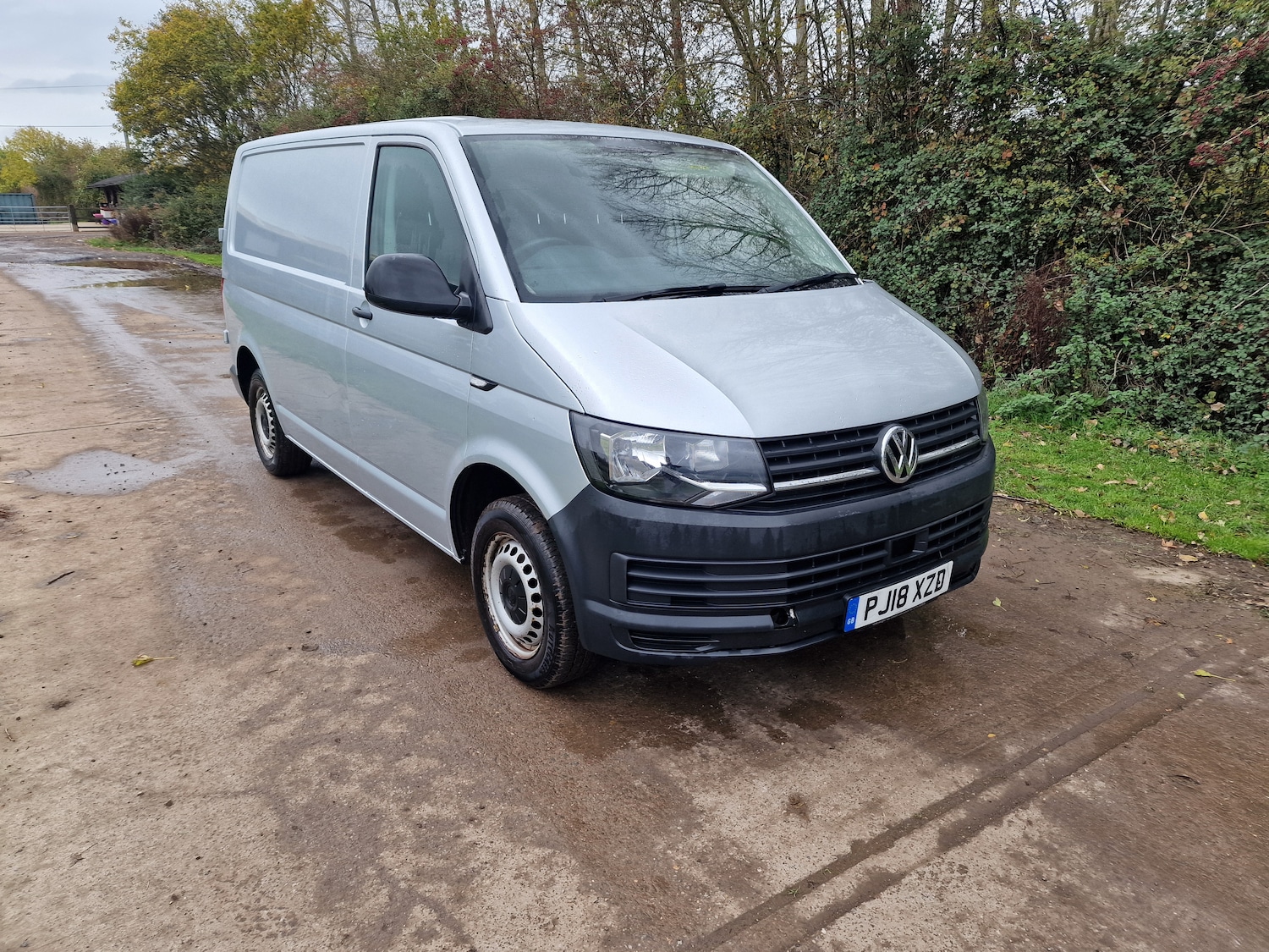 Used Volkswagen Transporter 2018 for sale - 76355994: Photo 3