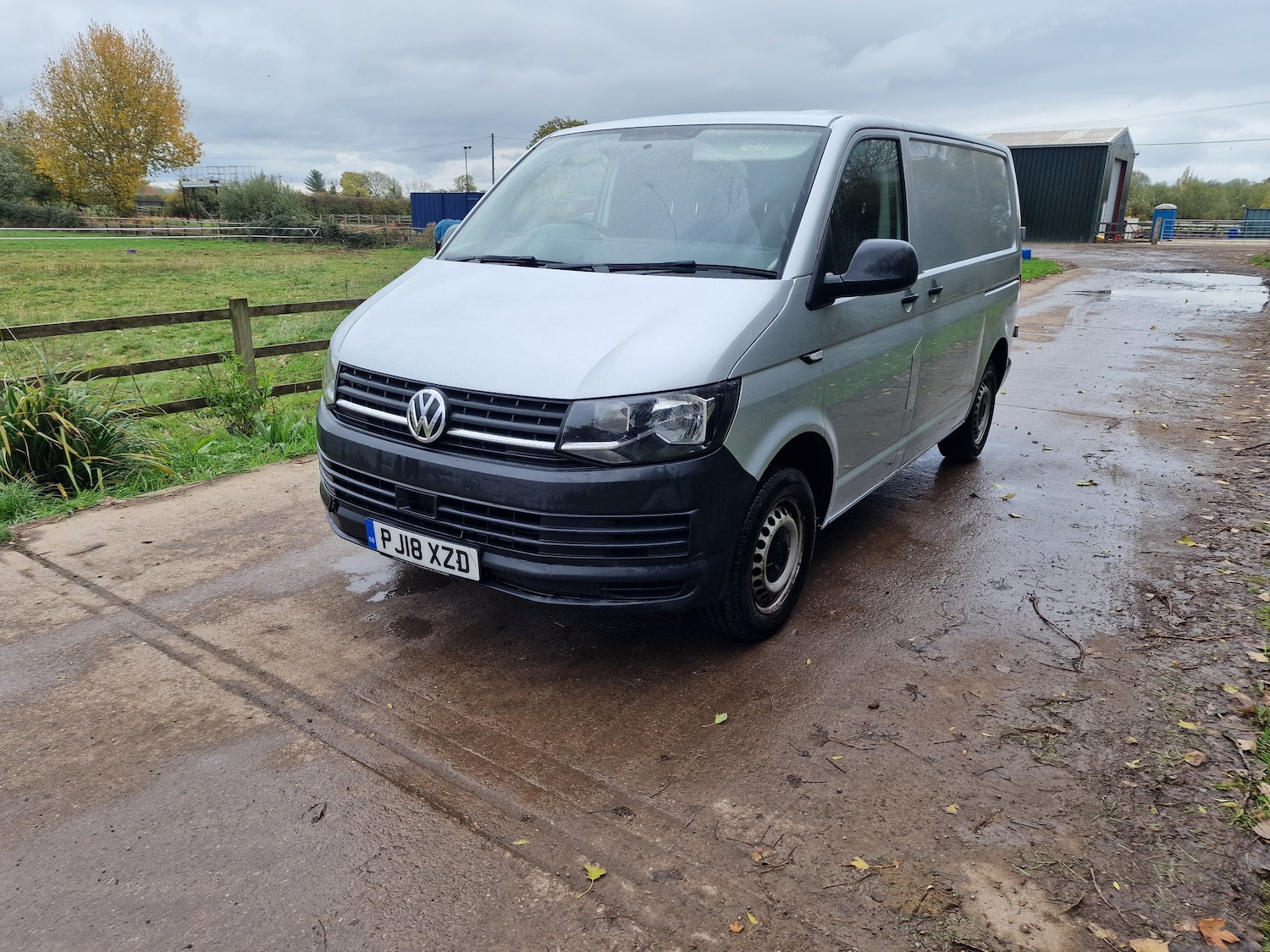 Used Volkswagen Transporter 2018 for sale - 76355994: Photo 4