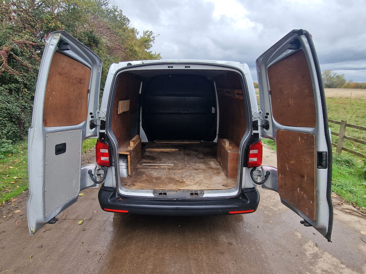 Used Volkswagen Transporter 2018 for sale - 76355994: Photo 8