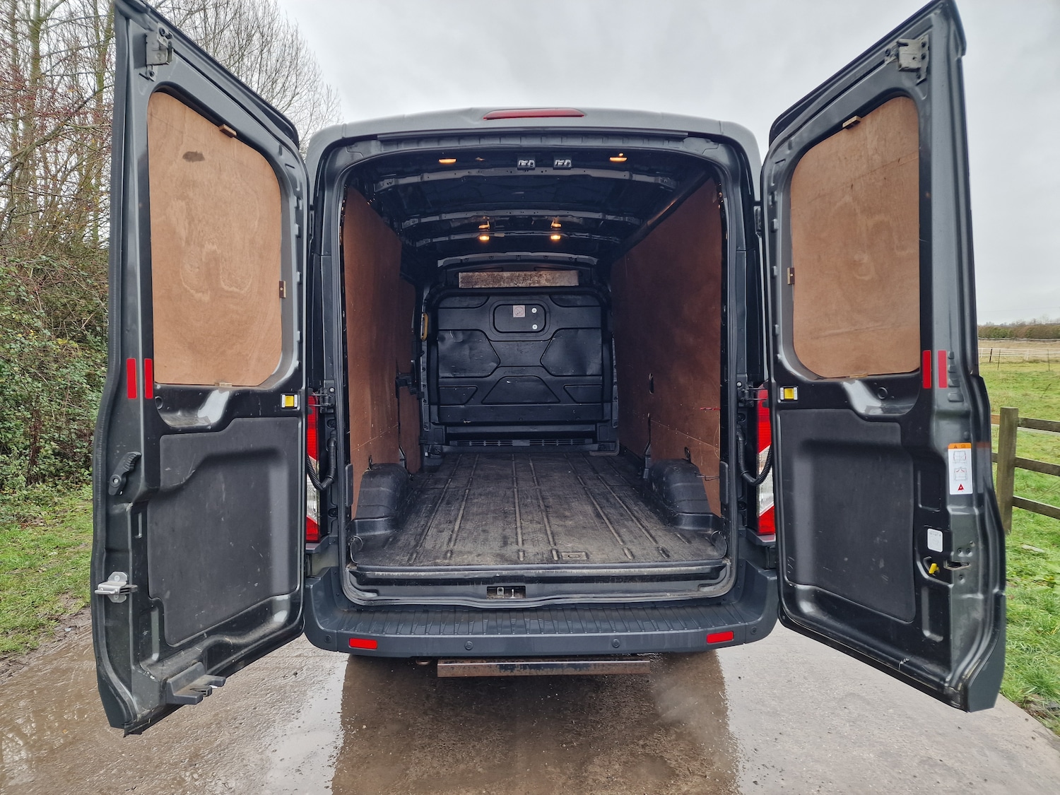 Used Ford Transit 2019 for sale - 76808272: Photo 8