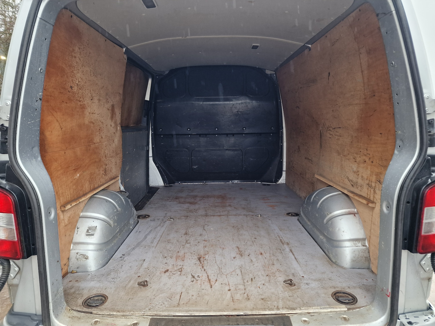 Used Volkswagen Transporter 2010 for sale - 77529474: Photo 12