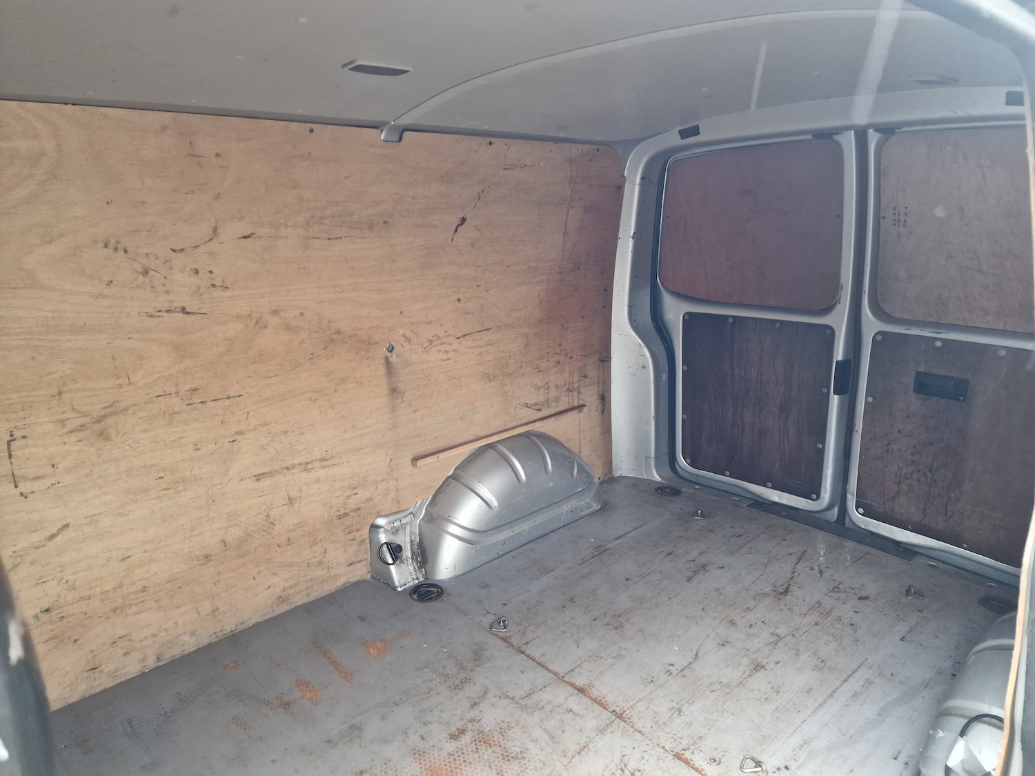 Used Volkswagen Transporter 2010 for sale - 77529474: Photo 14