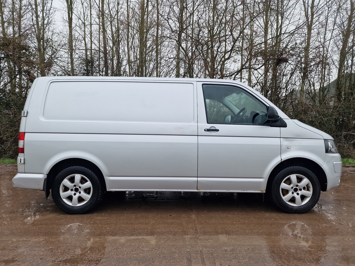 Used Volkswagen Transporter 2010 for sale - 77529474: Photo 4