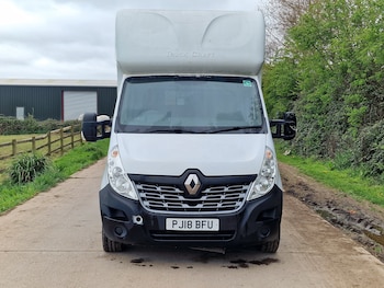 Used Renault Master 2018 for sale - 78255905: Photo