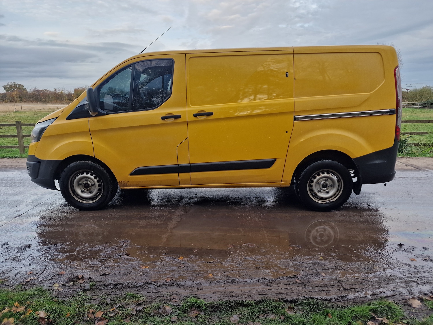 Used Ford Transit Custom 2017 for sale - 76482834: Photo 8