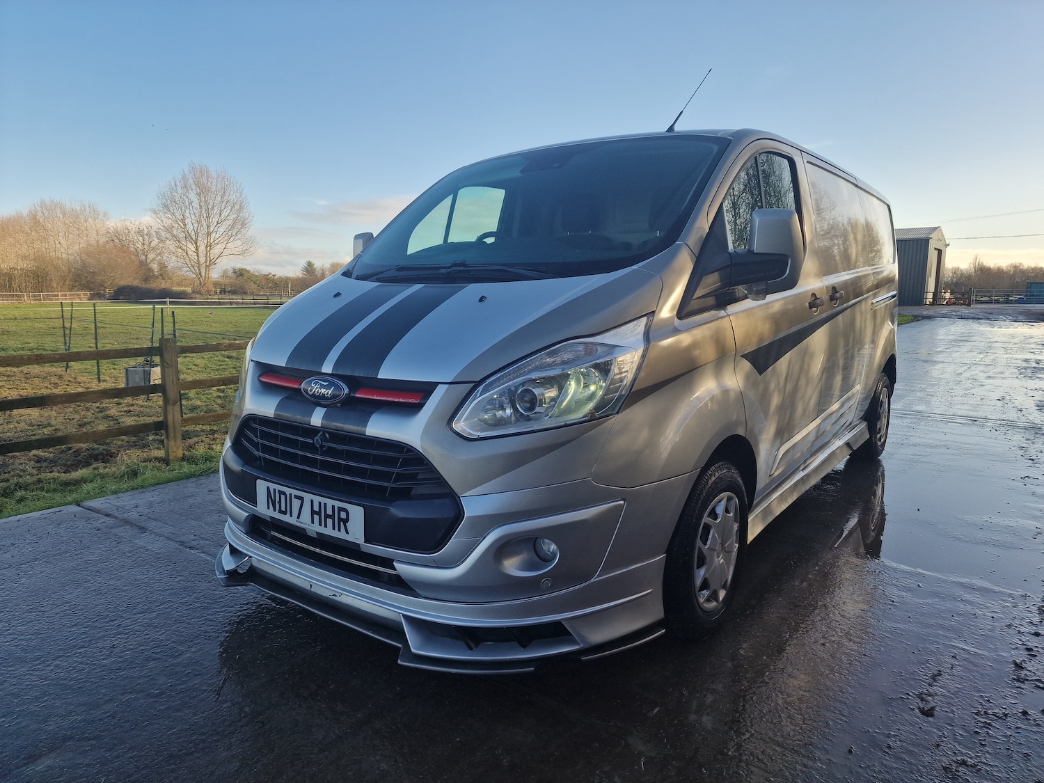 Used Ford Transit Custom 2017 for sale - 77228418: Photo 3