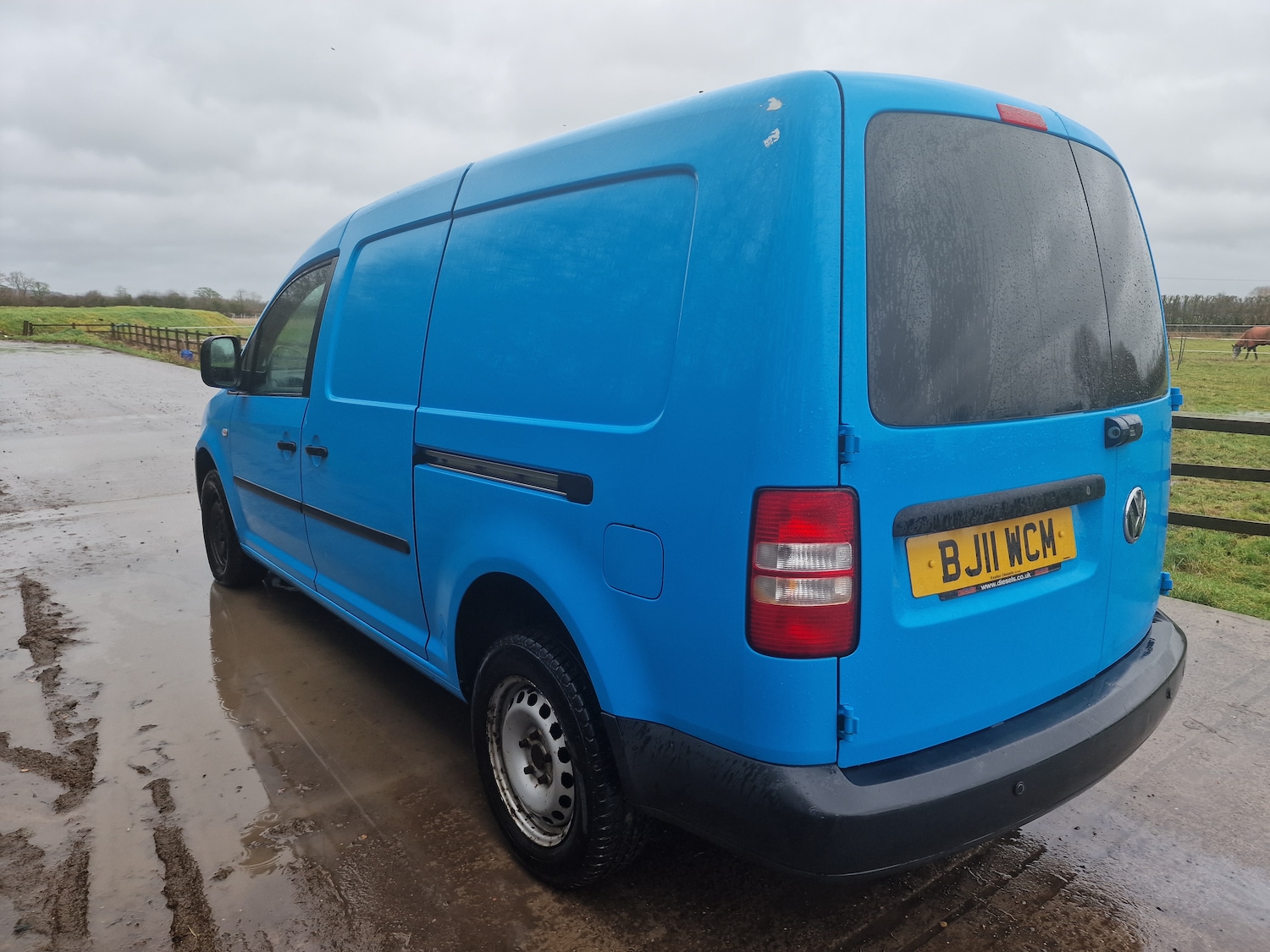 Used Volkswagen Caddy Maxi 2011 for sale - 77289364: Photo 7