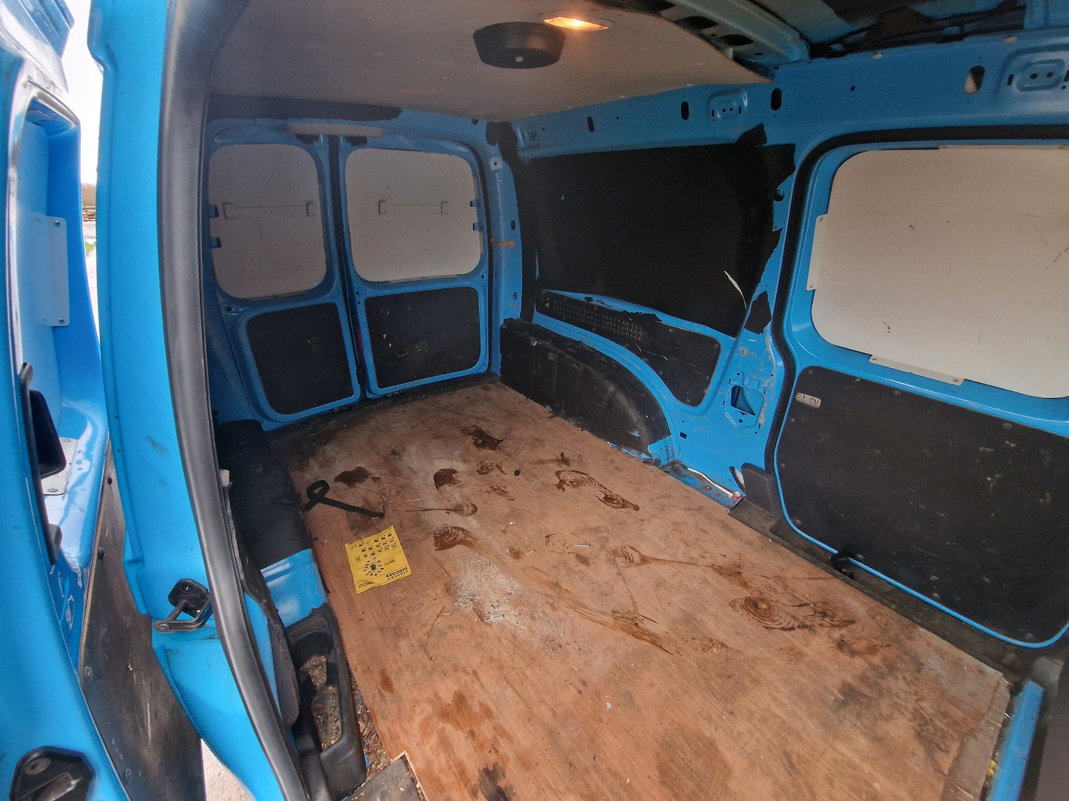 Used Volkswagen Caddy Maxi 2011 for sale - 77289364: Photo 9