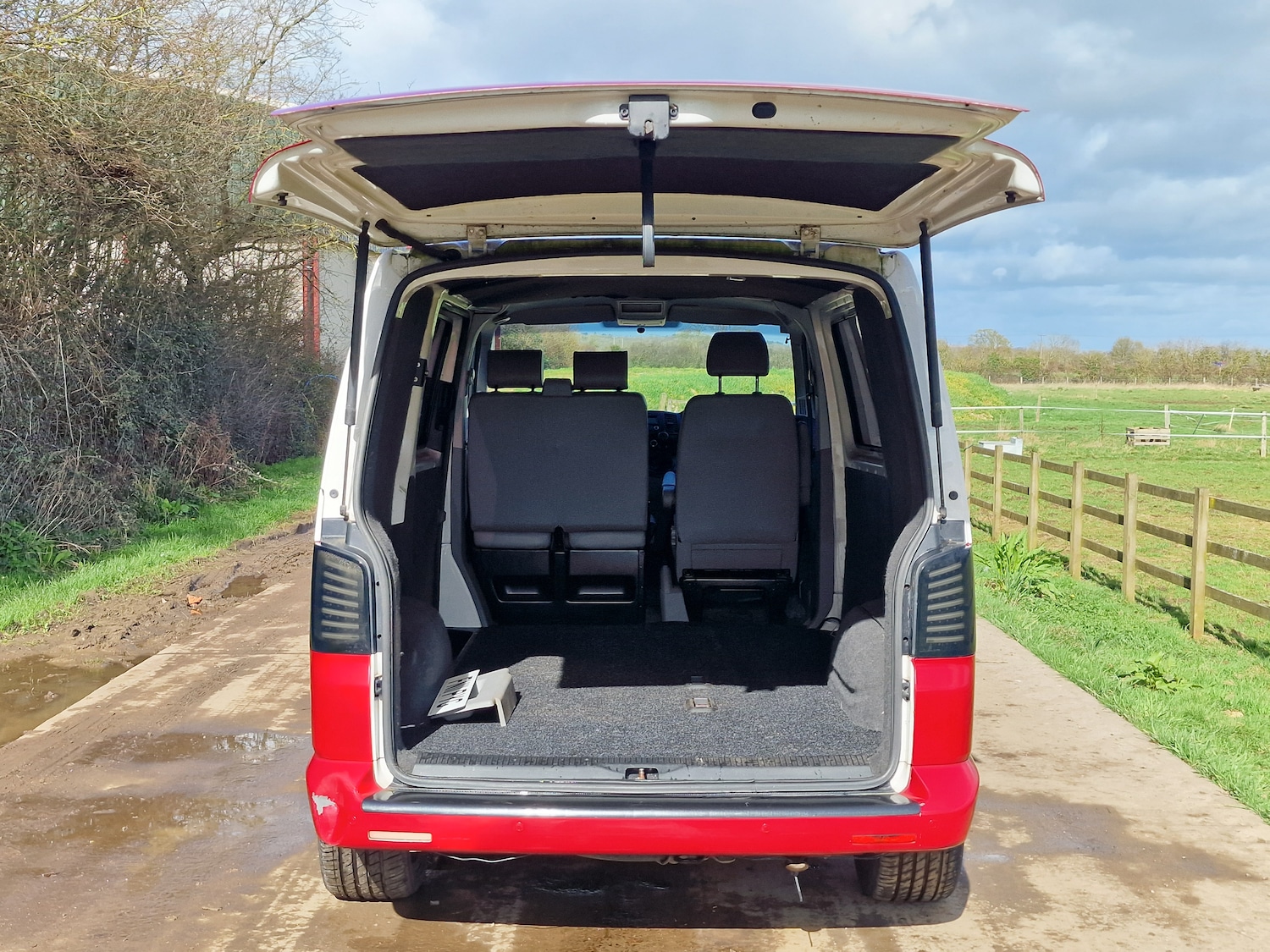 Used Volkswagen Transporter 2011 for sale - 77845438: Photo 14