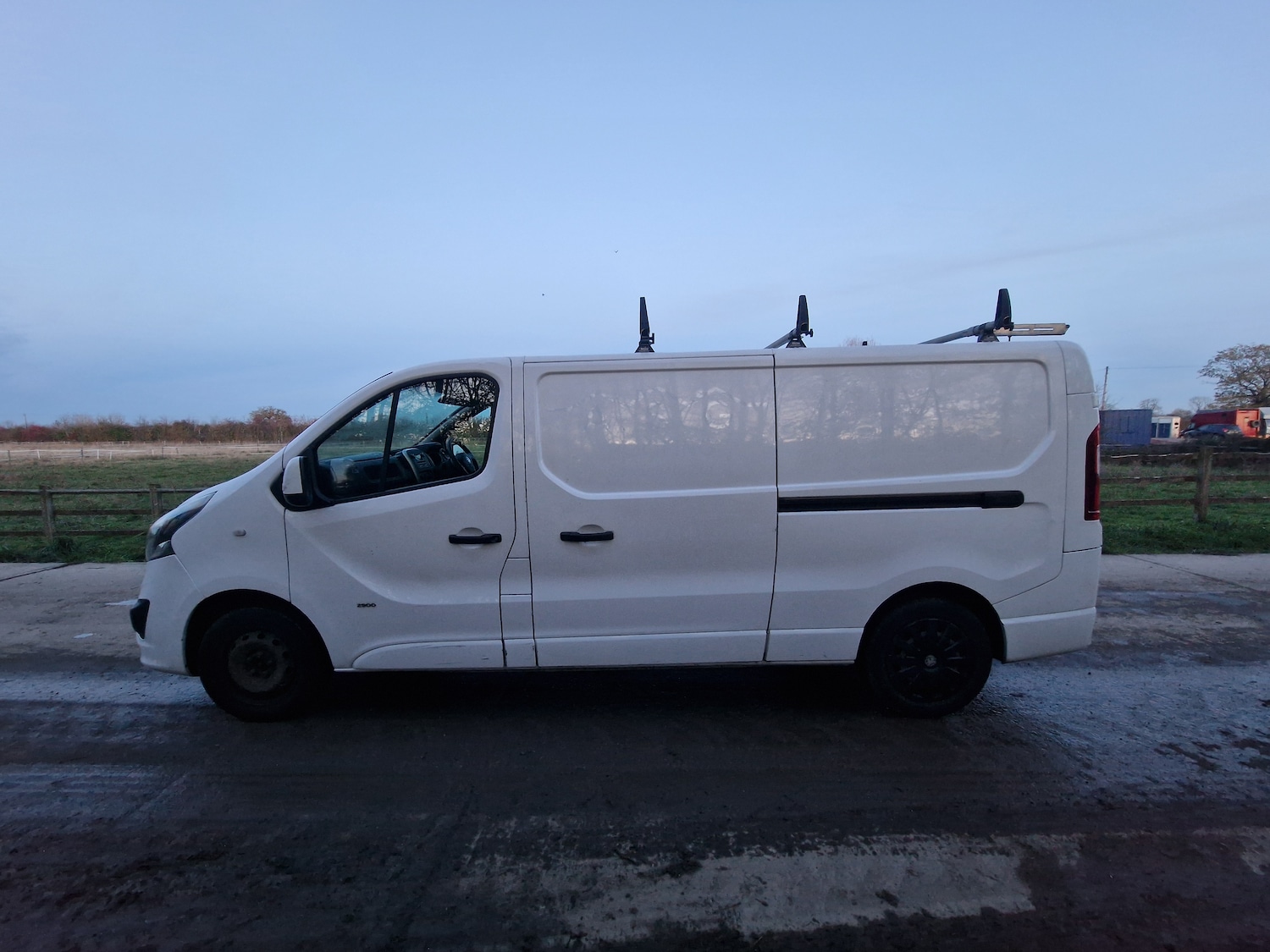 Used Vauxhall Vivaro 2015 for sale - 76692891: Photo 12