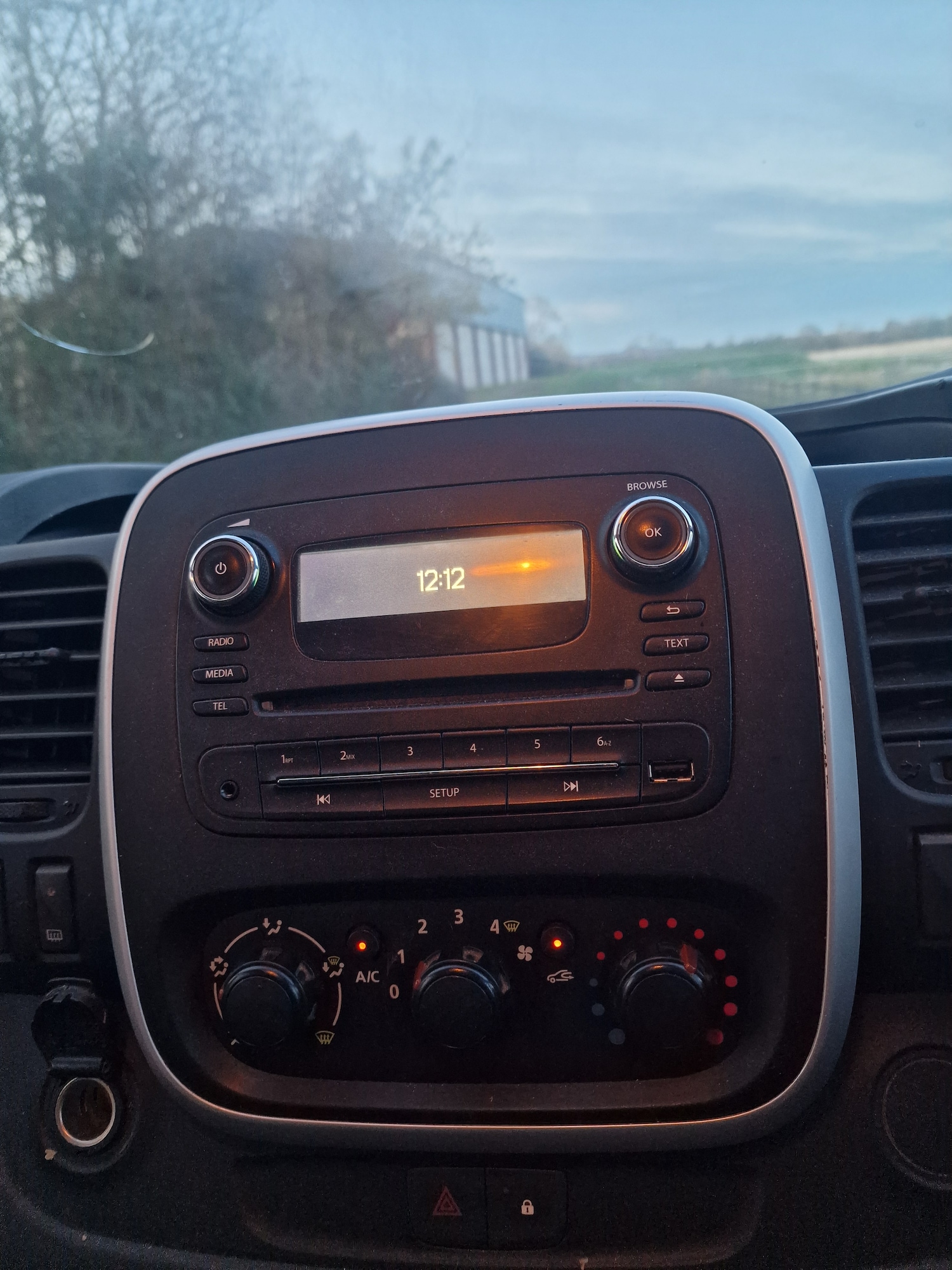 Used Vauxhall Vivaro 2015 for sale - 76692891: Photo 15