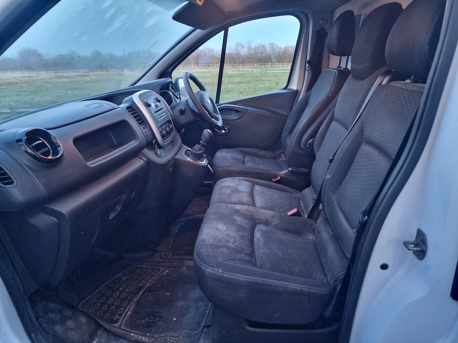 Used Vauxhall Vivaro 2015 for sale - 76692891: Photo 16