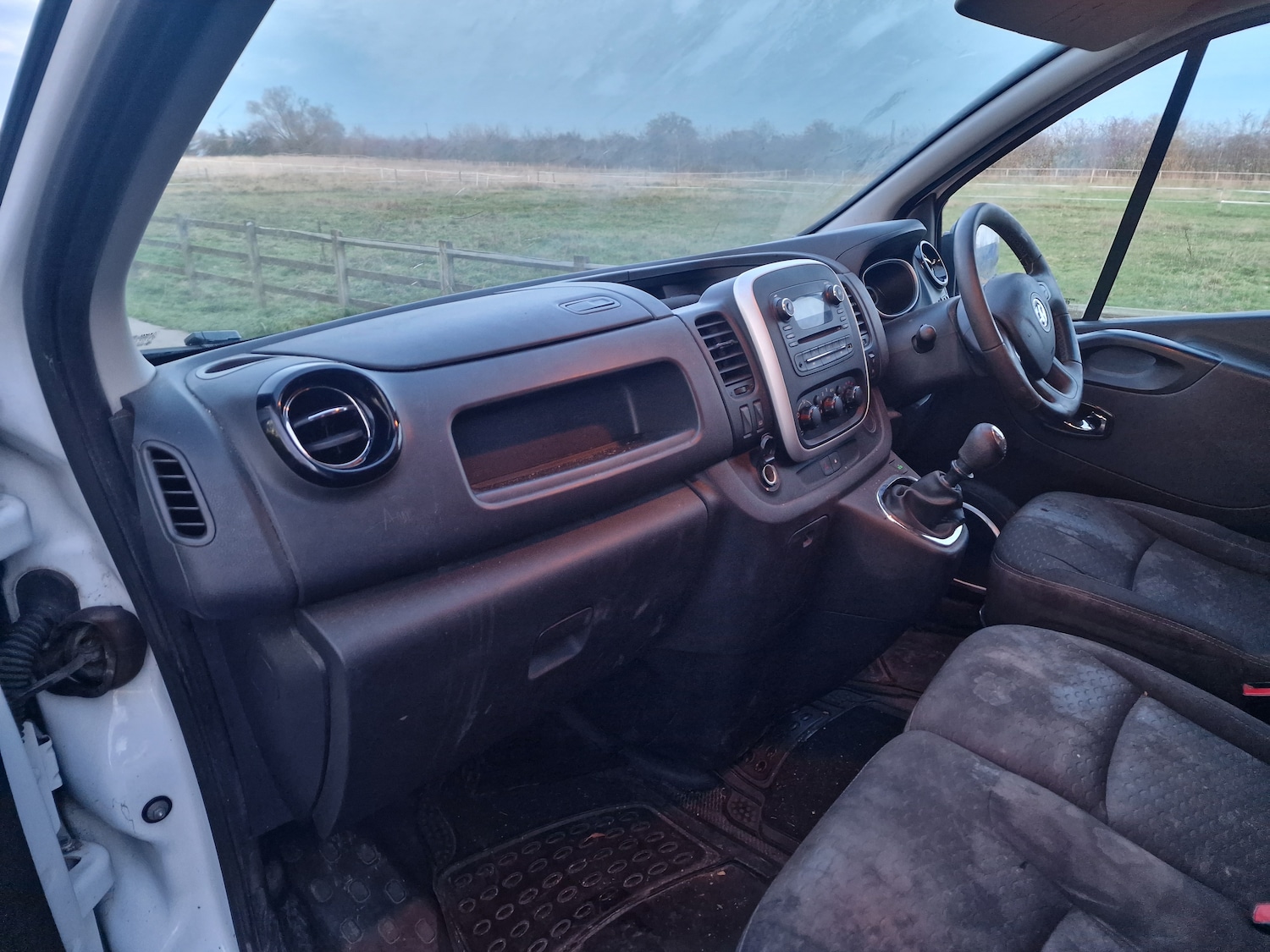 Used Vauxhall Vivaro 2015 for sale - 76692891: Photo 18