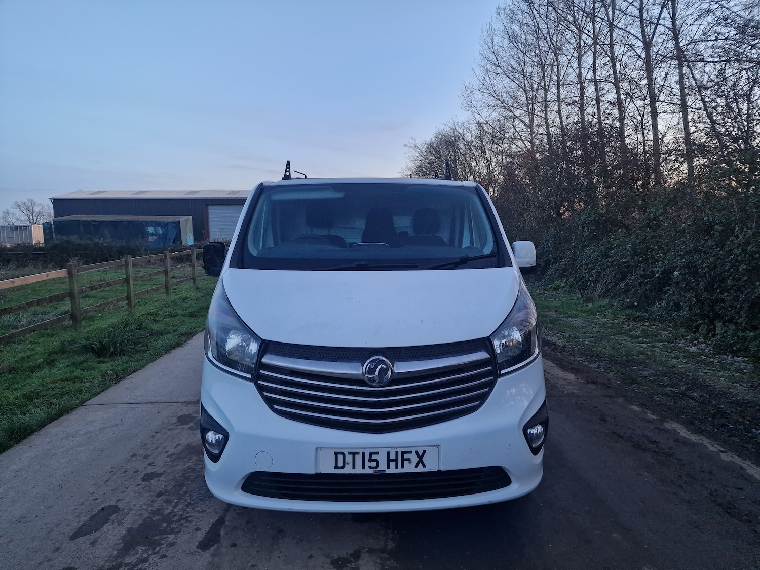 Used Vauxhall Vivaro 2015 for sale - 76692891: Photo 2