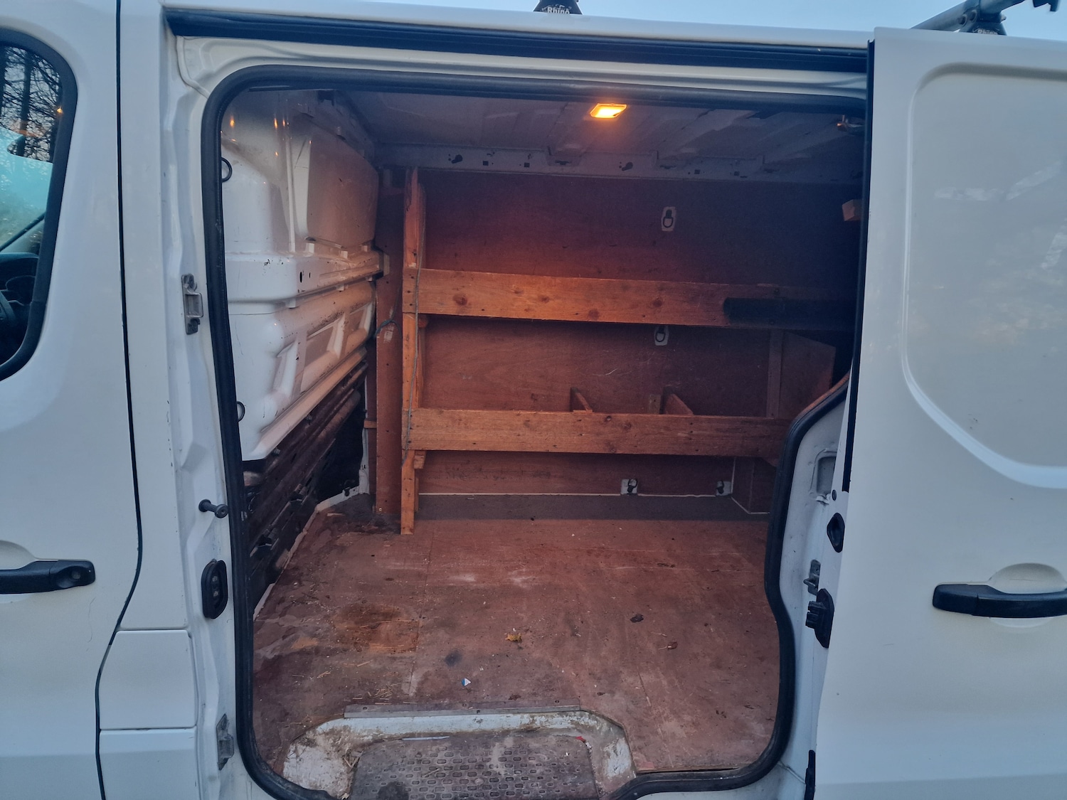 Used Vauxhall Vivaro 2015 for sale - 76692891: Photo 22