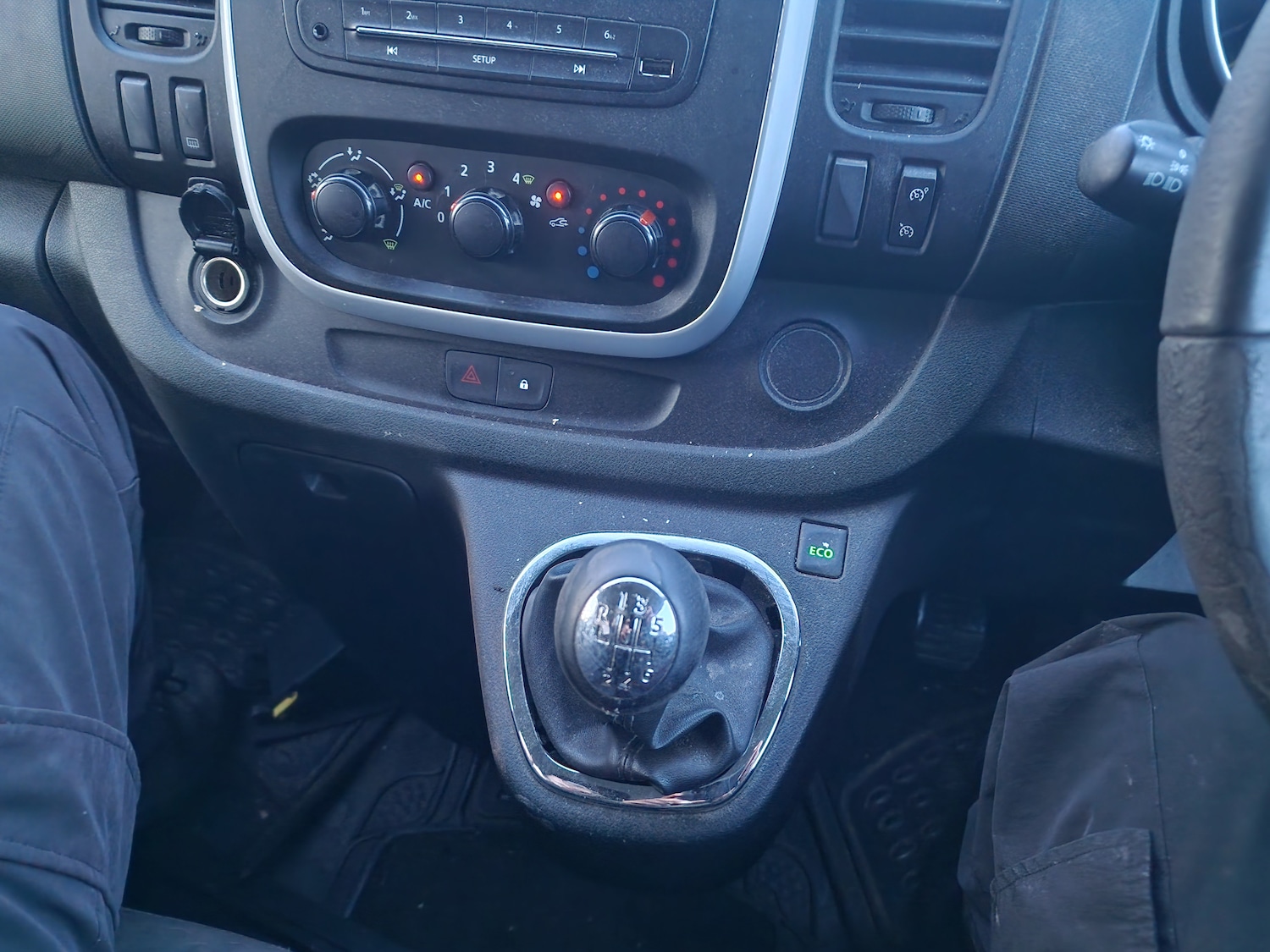 Used Vauxhall Vivaro 2015 for sale - 76692891: Photo 23