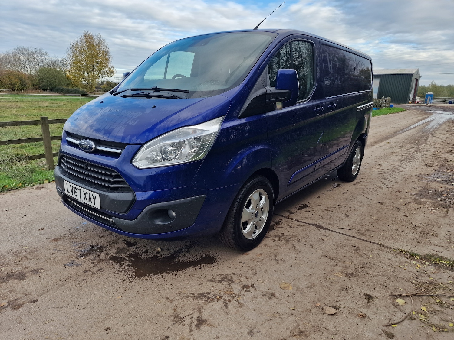 Used Ford Transit Custom 2017 for sale - 76387497: Photo 1