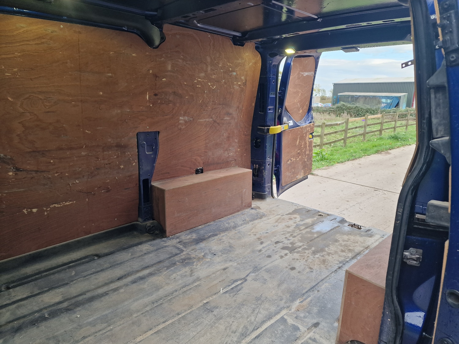 Used Ford Transit Custom 2017 for sale - 76387497: Photo 13