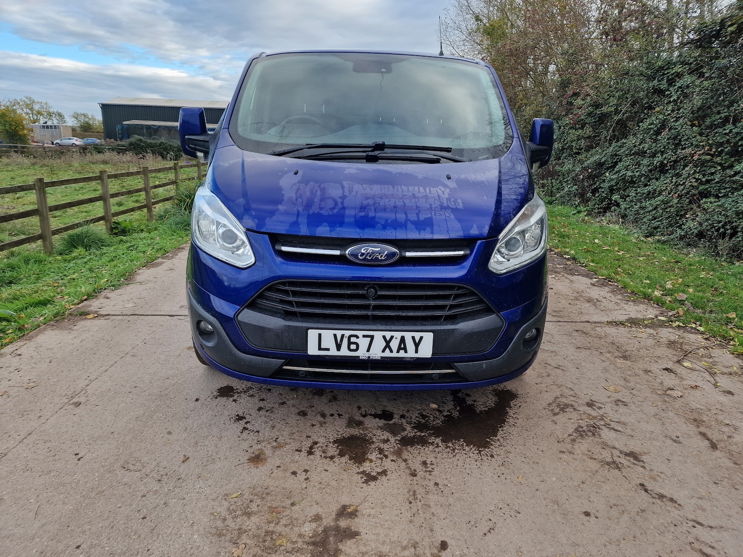 Used Ford Transit Custom 2017 for sale - 76387497: Photo 2