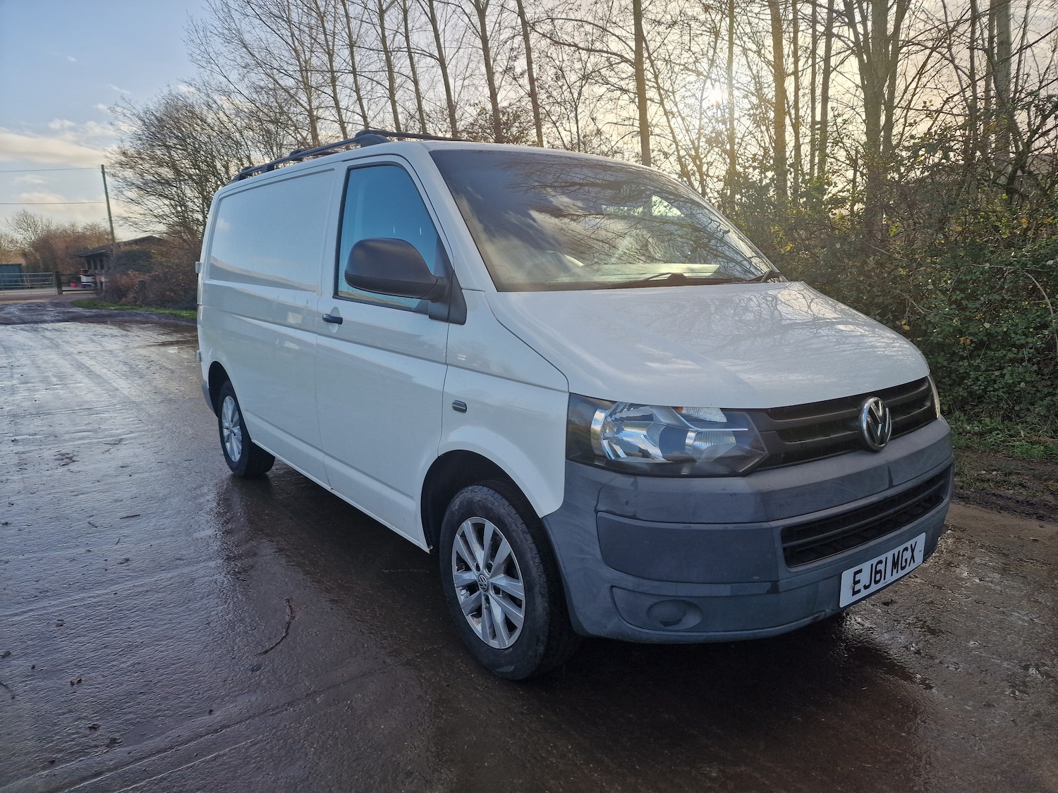 Used Volkswagen Transporter 2011 for sale - 76895299: Photo 1
