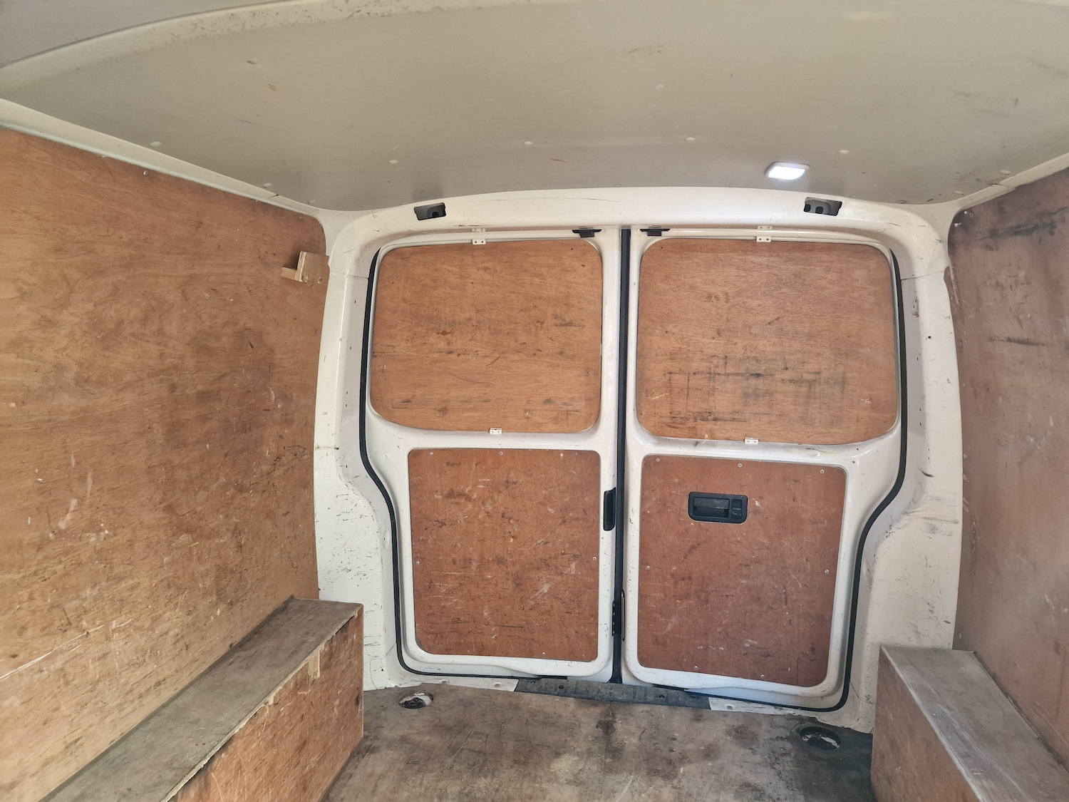 Used Volkswagen Transporter 2011 for sale - 76895299: Photo 21