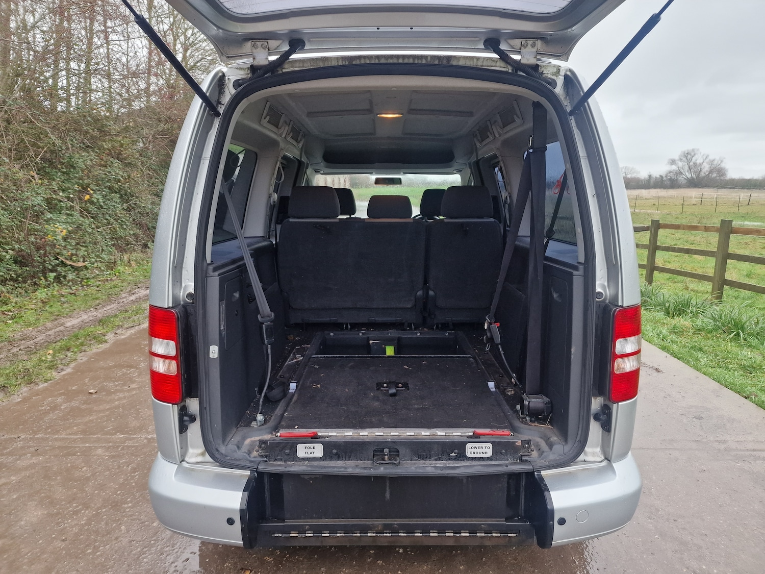 Used Volkswagen Caddy Maxi Life 2014 for sale - 77023122: Photo 10