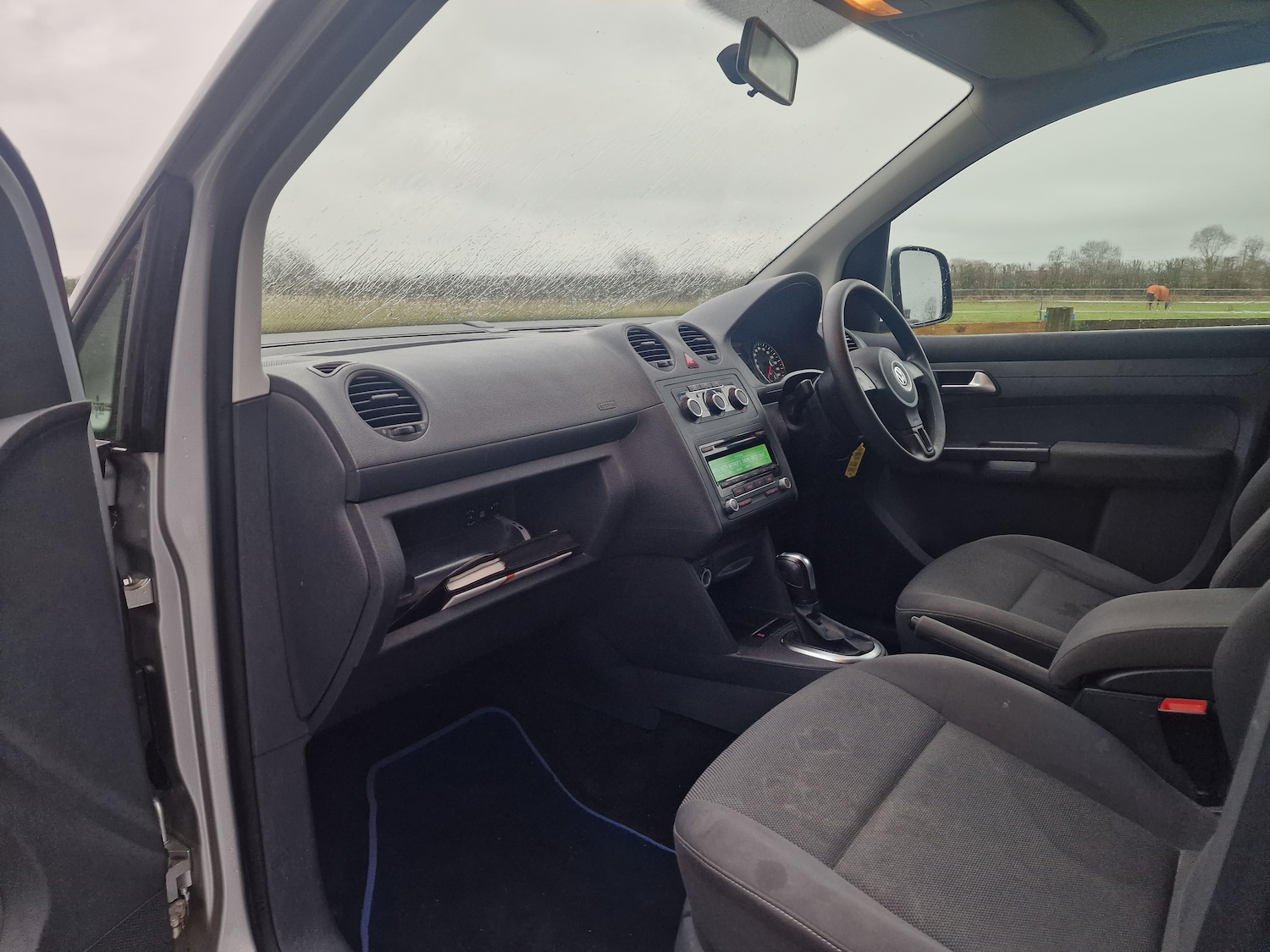 Used Volkswagen Caddy Maxi Life 2014 for sale - 77023122: Photo 11