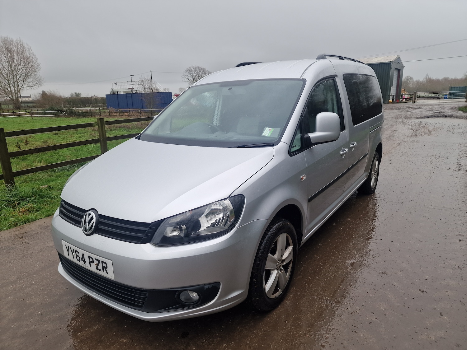 Used Volkswagen Caddy Maxi Life 2014 for sale - 77023122: Photo 3
